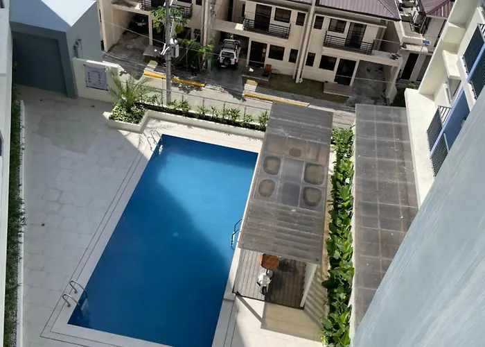 Northwoods Place Aparthotel Mandaue-stad